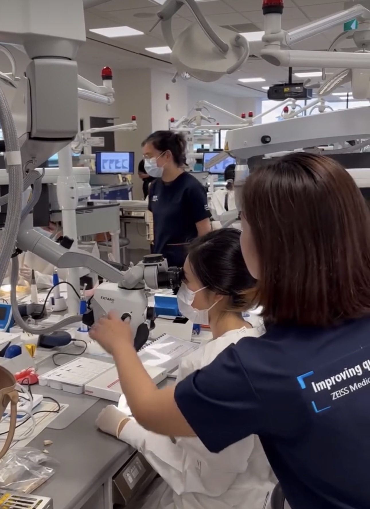 Everyday Endodontics with Contemporary Materials